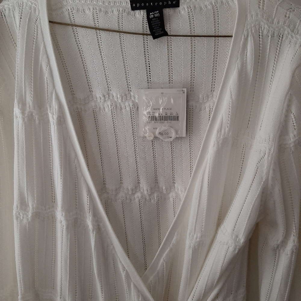 NWT APOSTROPHE OFF WHITE SWEATER